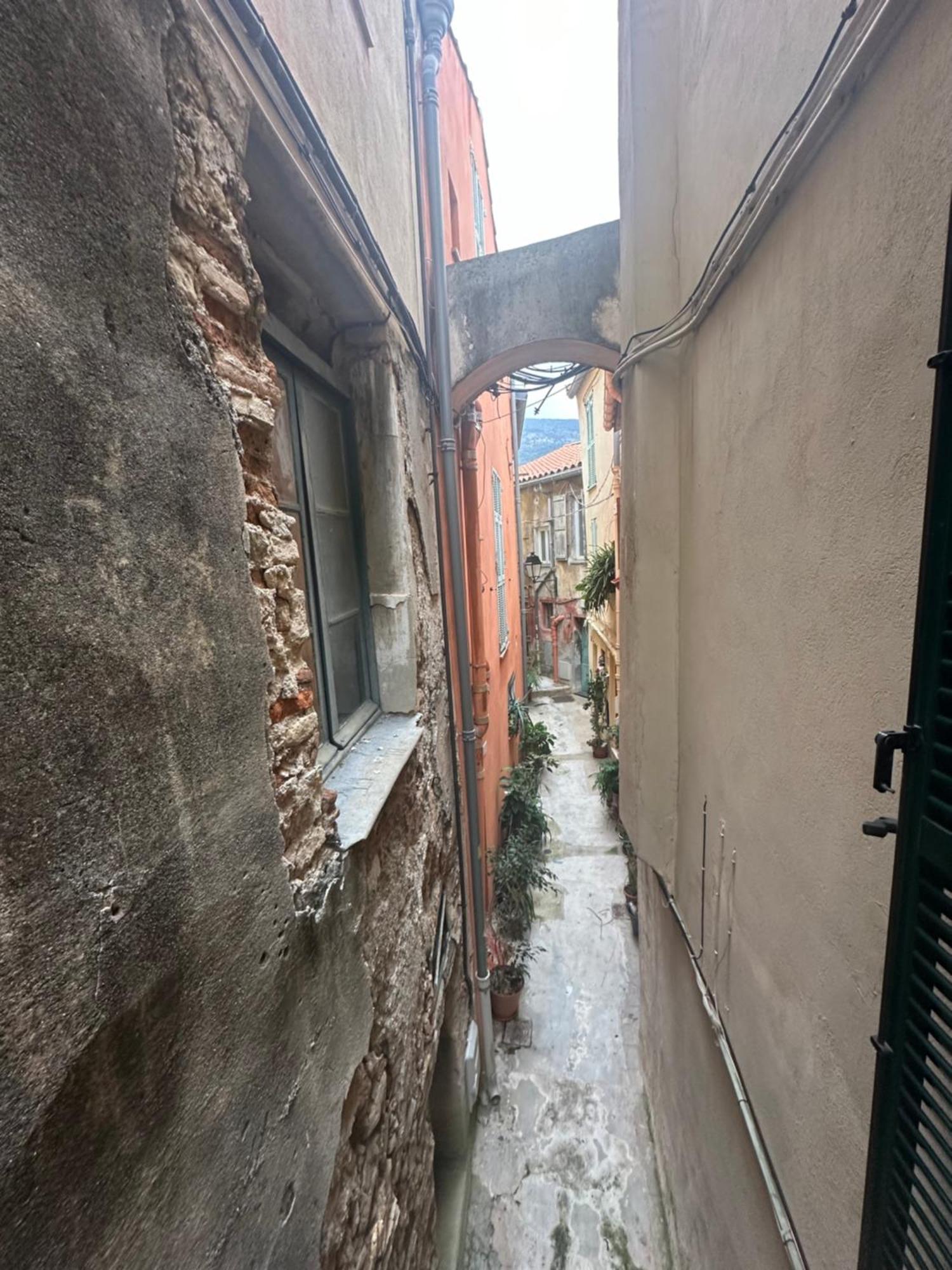 Capodanna, A Deux Pas Des Plages Au Coeur De La Vieille Ville Menton Luaran gambar